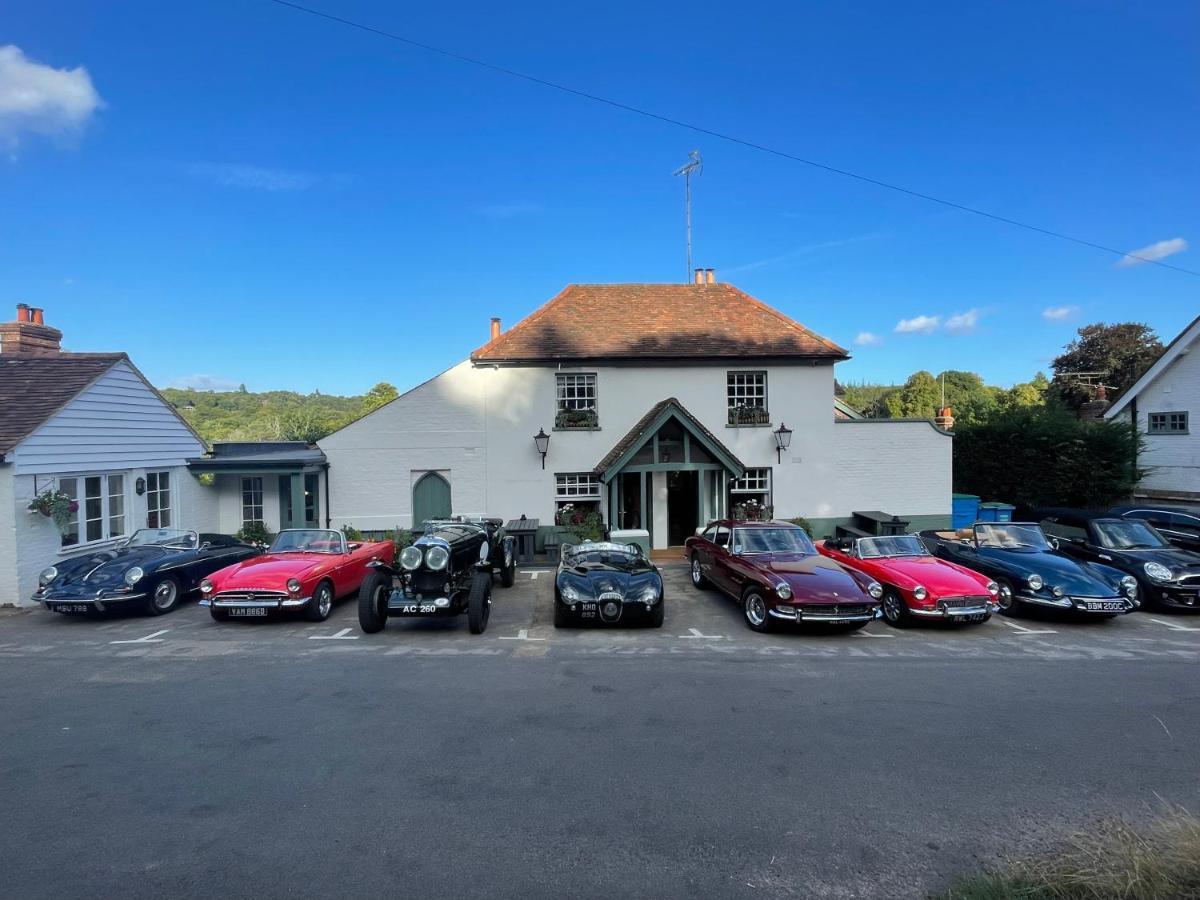 The Kings Head Hotel Доркинг Екстериор снимка